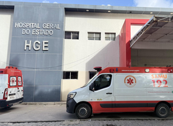 Mulher que teve 63% do corpo queimado pelo companheiro em Maceió perde a visão e parte da língua, diz médica