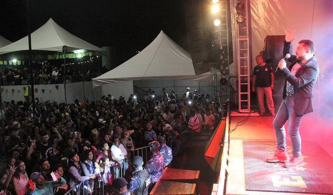 Grande Show Aravantu reúne milhares de pessoas no Bosque das Arapiracas