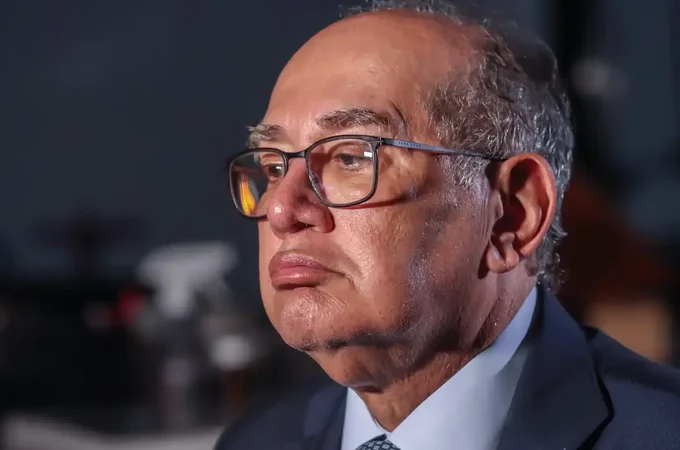 Gilmar decide que só PGR pode pedir impeachment de ministro do STF