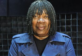 Milton Nascimento recebe alta após crise de hipertensão