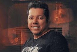 Morre cantor e compositor Louro Santos, vítima da covid-19