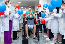 Paciente comemora um ano do transplante renal realizado no Hospital do Coração Alagoano