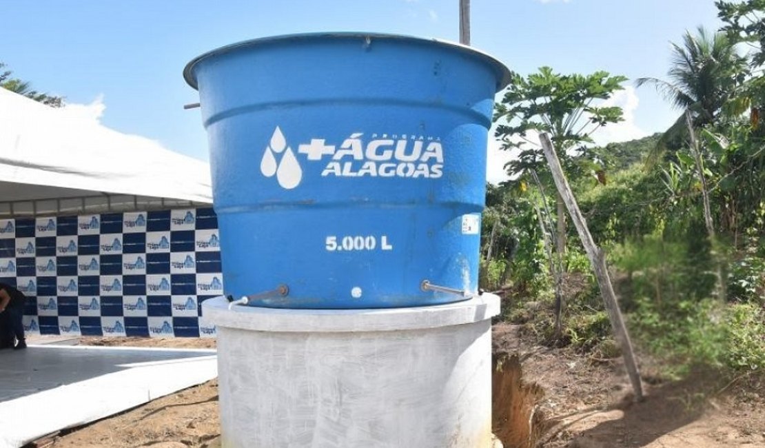 Governo de Alagoas garante água para 252 famílias em Poço das Trincheiras