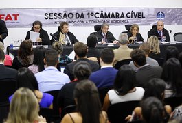 &#65279;Tribunal de Justiça leva sessão da 1ª Câmara Cível ao Cesmac de Arapiraca, nesta quinta