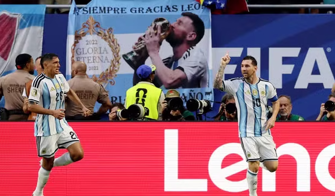 Argentina sofre, mas vence Cabo Verde por 3 a 2 na prorrogação
