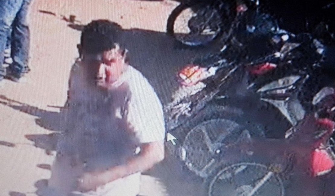 Homem aplica golpe e rouba motocicleta durante feira de veículos em Arapiraca