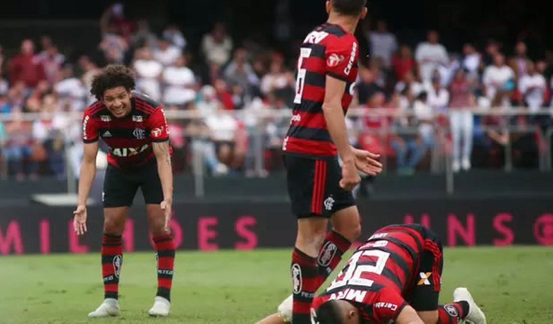 Flamengo perde chance no fim e fica no empate contra o São Paulo