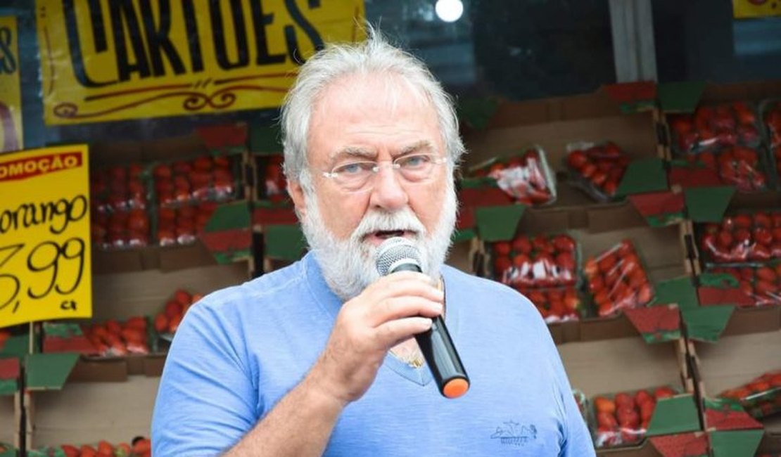 Prefeito de Nilópolis e ex-presidente da Beija-Flor, Farid Abrão David morre por covid-19