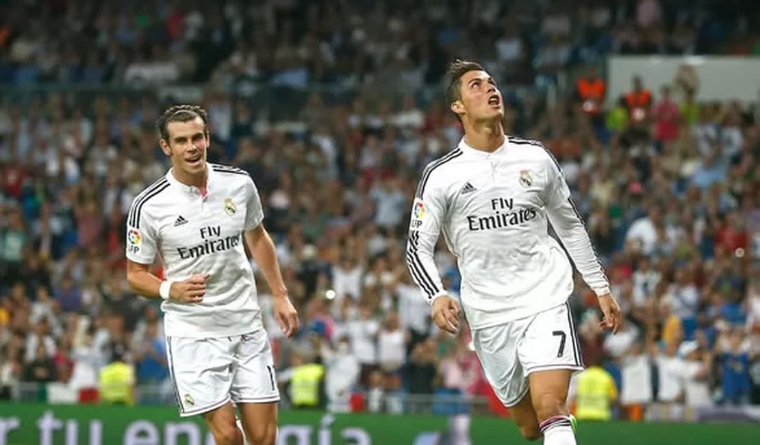 Cristiano Ronaldo faz quatro gols e Real Madrid vira sobre o Elche