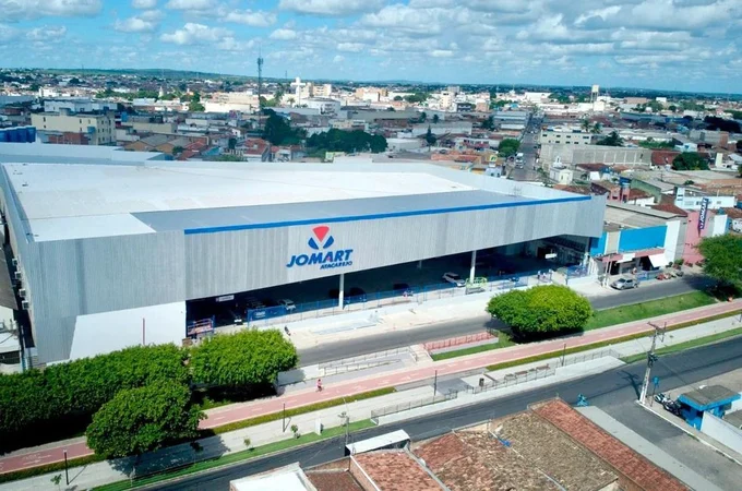 Jomart lança campanha “Aniversário Premiado” com mais de 40 prêmios para os clientes