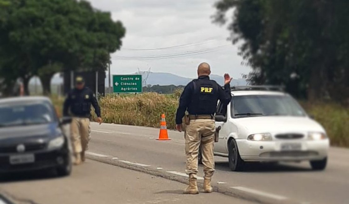 Homem com mandado em aberto por roubo é preso em São Miguel dos Campos