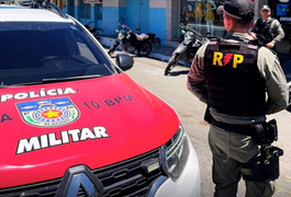 PM registra três ocorrências durante patrulhamento em Palmeira dos Índios; casos envolvem porte de arma branca, droga e menor conduzindo moto