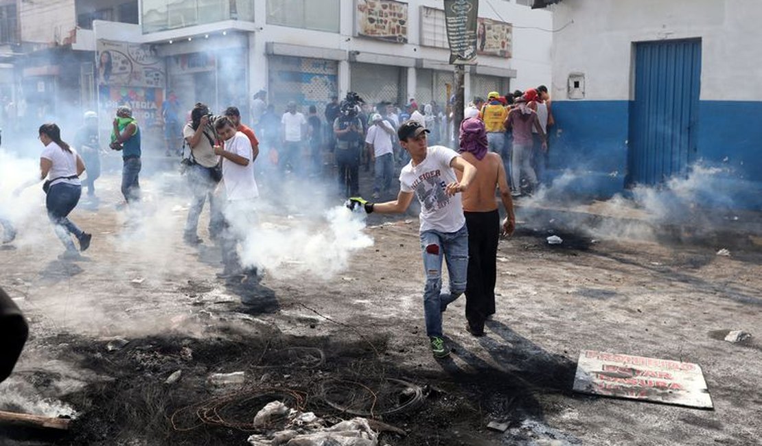 Guaidó e Duque apelam a militares venezuelanos: “fiquem do lado certo'
