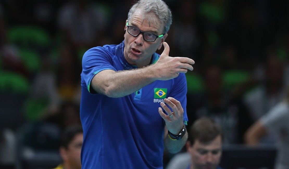Ex-técnico da seleção brasileira, Bernardinho vai assumir a França após Olimpíadas de Tóquio