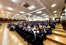Governo de Alagoas entrega 600 documentos a pessoas com deficiência e autismo