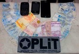 Oplit prende dupla acusada de assalto a ônibus