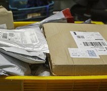 Correios alertam sobre golpe cobrando taxa para retirar encomenda; veja como funciona