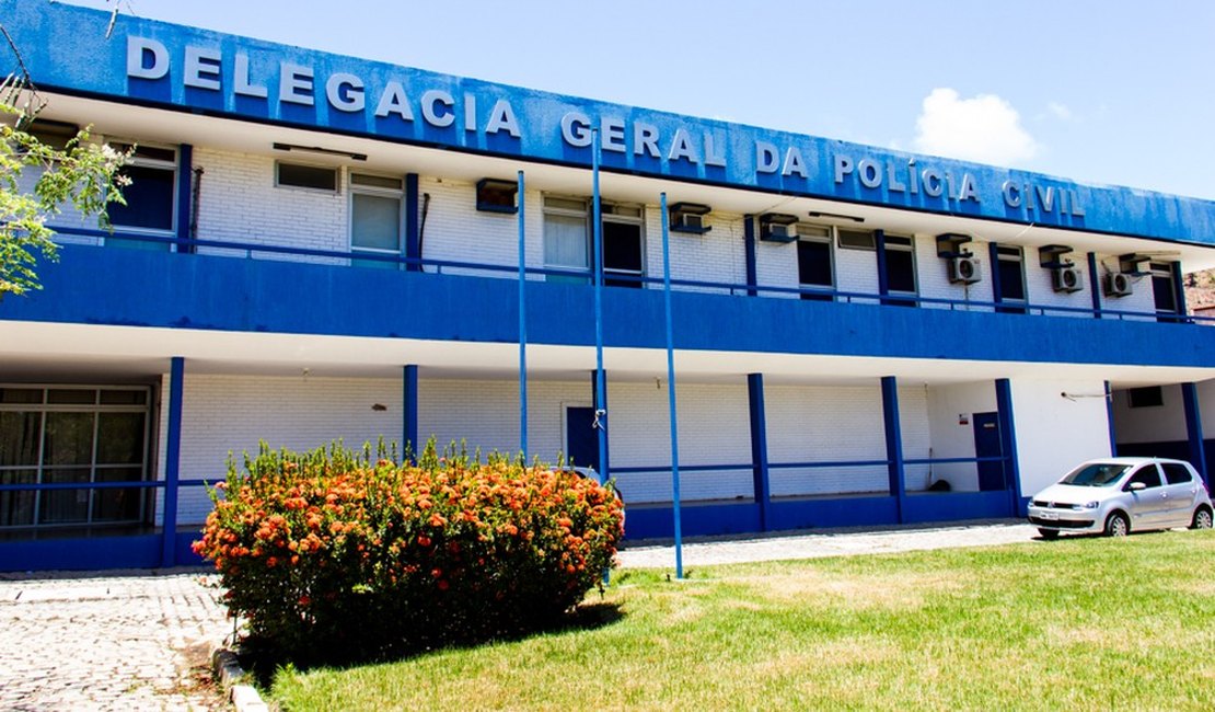 Mulher suspeita de planejar homicídio com o marido em 2007 é presa em Maceió