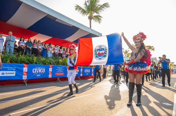 Desfile Cívico Estudantil celebra 208 anos de Alagoas e homenageia Nise da Silveira nesta terça-feira