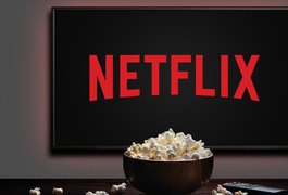 Netflix encerra seu plano básico e transfere assinantes para versão com anúncios