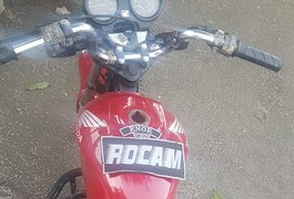 Polícia Militar recupera veículo roubado em frente à Ufal, em Arapiraca