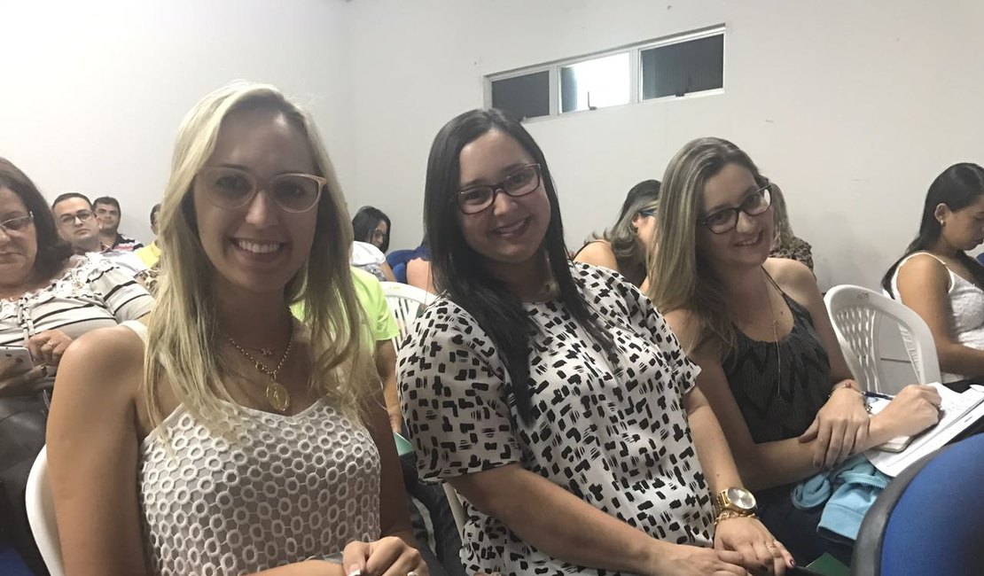 Profissionais da Saúde de Limoeiro participam de workshop em Arapiraca