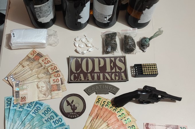 Membro de facção criminosa acusado de homicídio é preso com mais de 6 litros de loló e outras drogas pela Copes/Caatinga