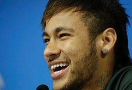 Dunga diz que Neymar não é craque, mas que vai trabalhar para isso