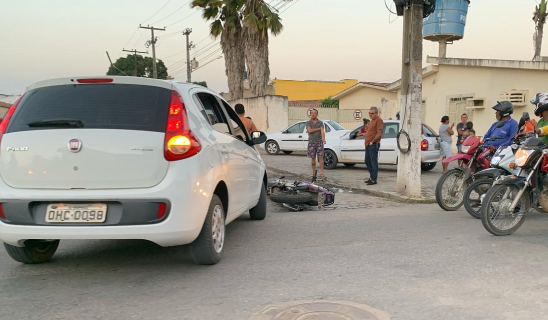 Motociclista fica ferido após colisão com carro na Expedicionário Brasileiro, em Arapiraca