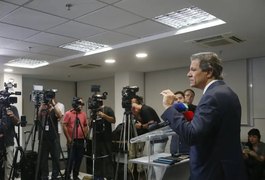 Tesouro dos EUA procura Haddad para agendar reunião sobre tarifaço