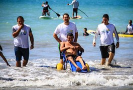 Praia Acessível promove inclusão e atende 1.400 pessoas em 2015