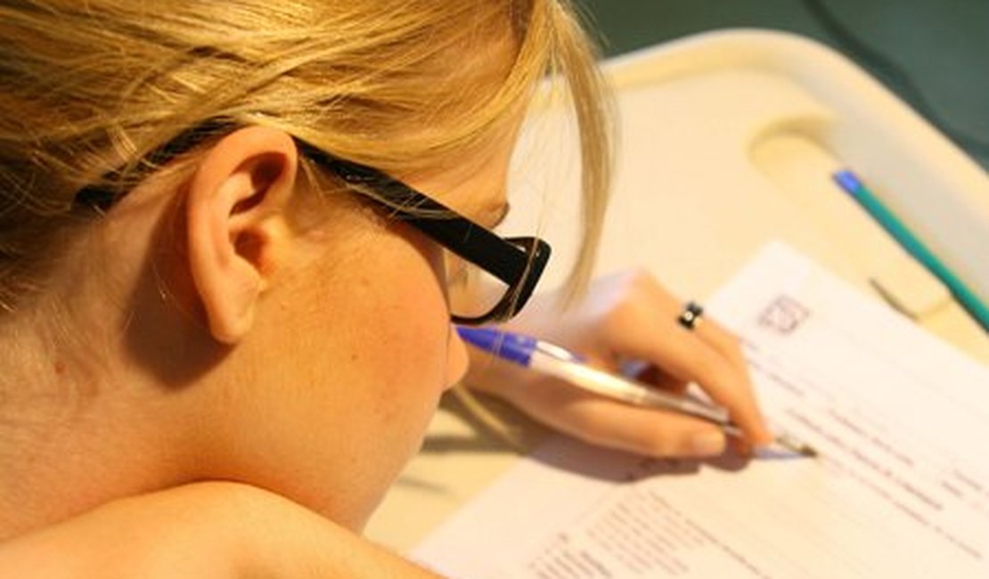 Educação começa a nomear aprovados no último concurso