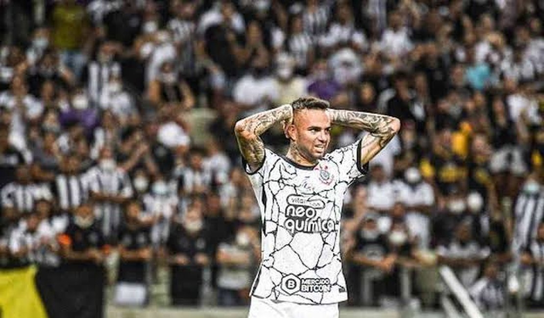 Torcida organizada invade motel e espanca jogador do Corinthians