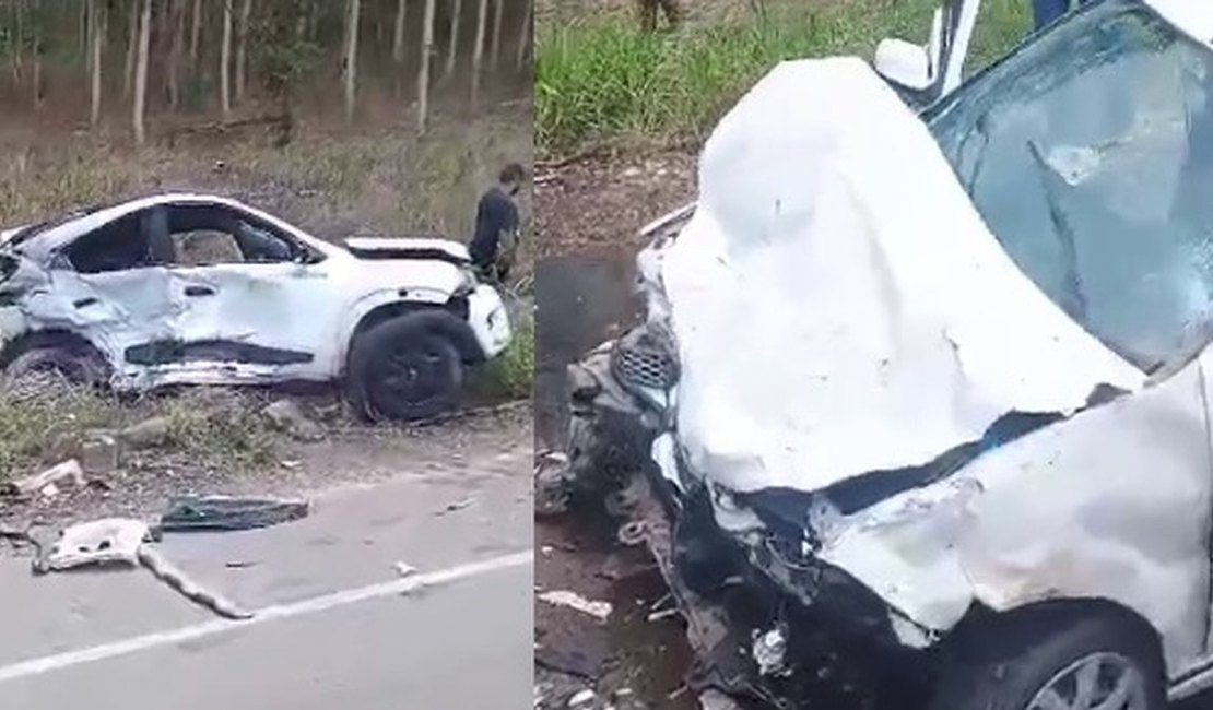 Acidente entre dois carros deixa uma pessoa morta na parte alta de Maceió