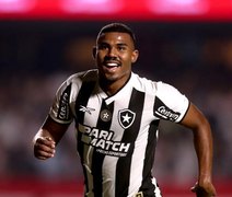 Nottingham Forest anuncia a contratação do lateral Cuiabano