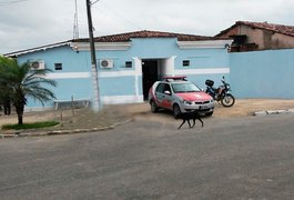 Polícia prende suspeito de matar homem que dormia em praça no interior de AL