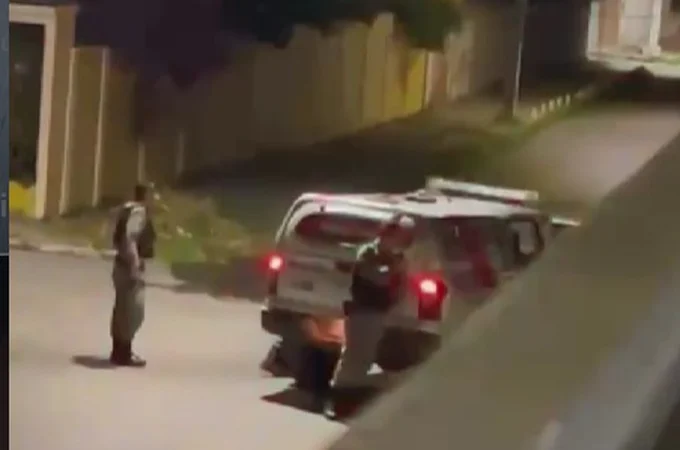 Sargento da reserva troca tiros com a Polícia, após desobedecer ordem de parada, em Delmiro Gouveia