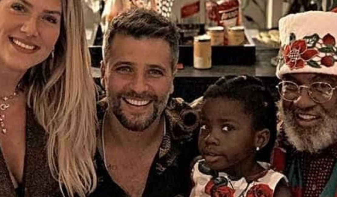 Bruno Gagliasso revela 'Natal mais especial da vida' e explica o motivo