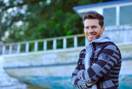 Ex-sertanejo Maicon superou coma, sequestro e vive com bala alojada na cabeça