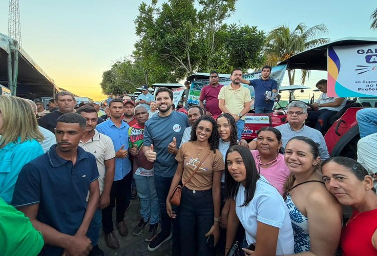Parceria entre Prefeitura e Codevasf beneficia agricultura familiar de Traipu com três tratores