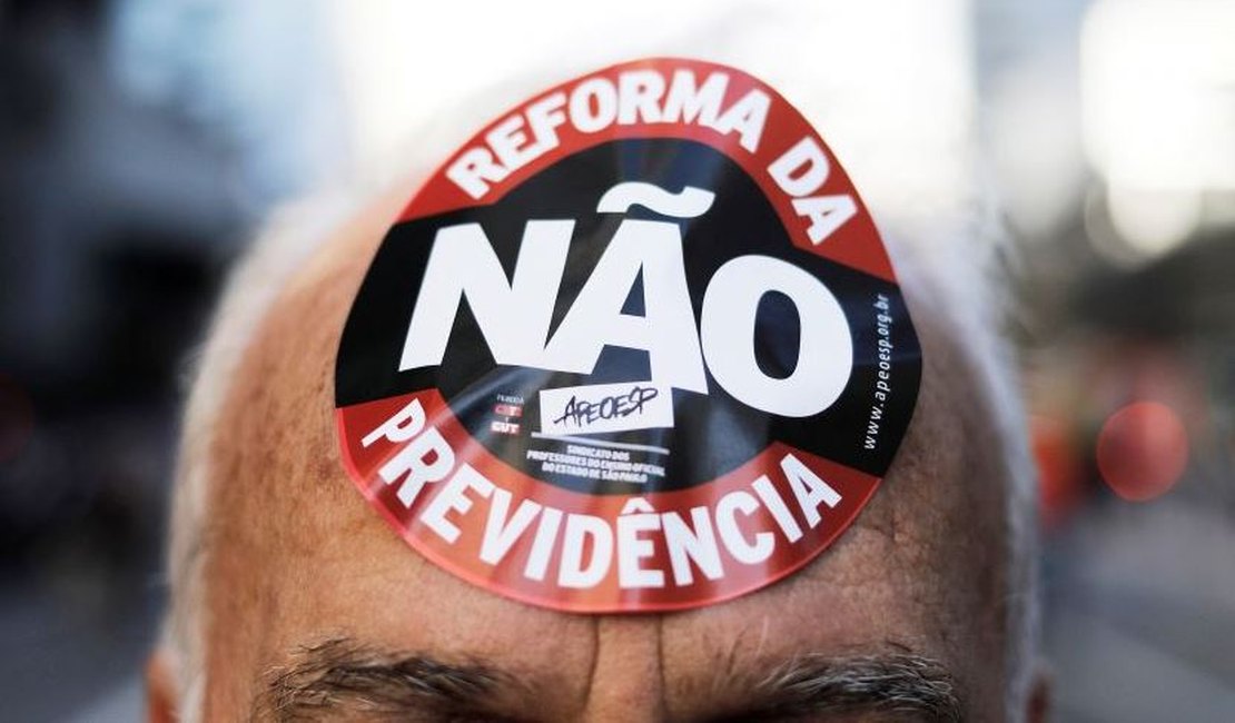 Pesquisa aponta que 97% da população é contra reforma da Previdência