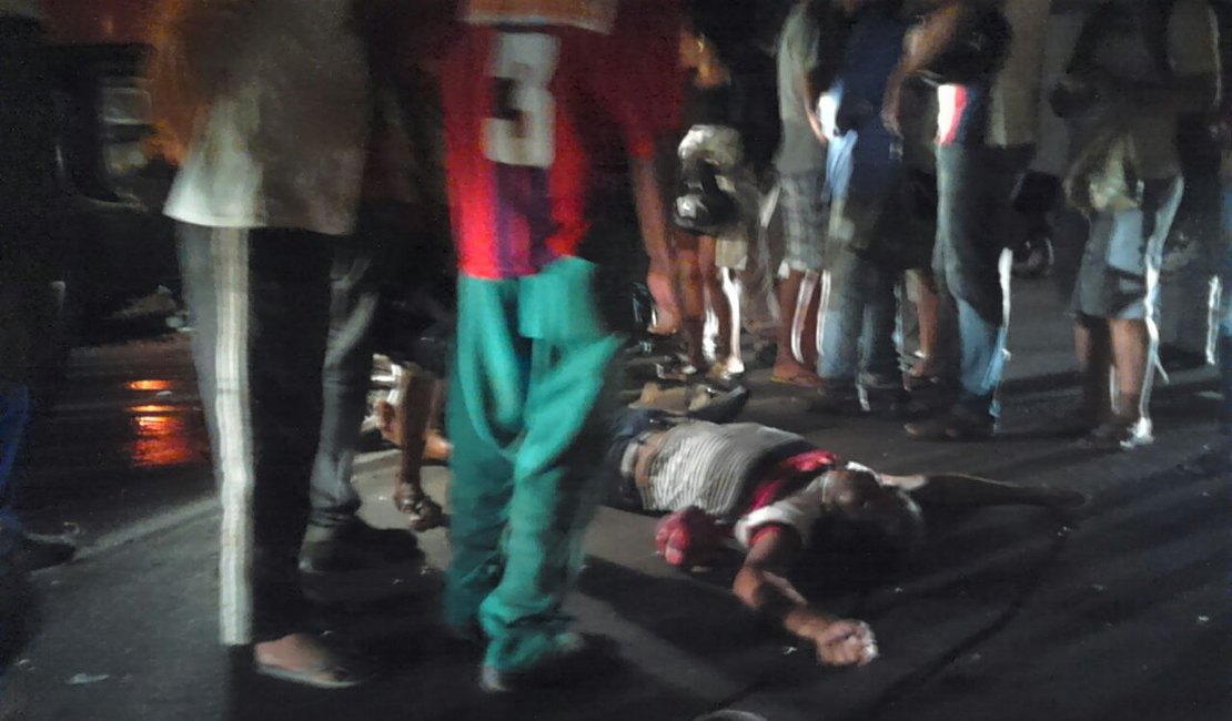 Acidente entre caminhão e motociclista deixa um ferido