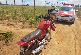 Policiais militares recuperam motocicleta roubada em Feira Grande
