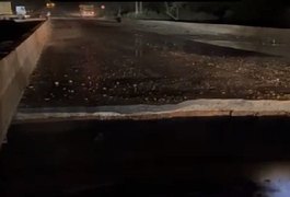 Queda de cabeceira de ponte interdita sentido Maceió/Aracaju da BR-101, em Teotônio; motoristas devem desviar por Arapiraca