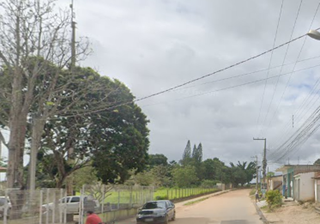 Após discussão, mulher é baleada ao tentar proteger a mãe na frente de bar de Arapiraca