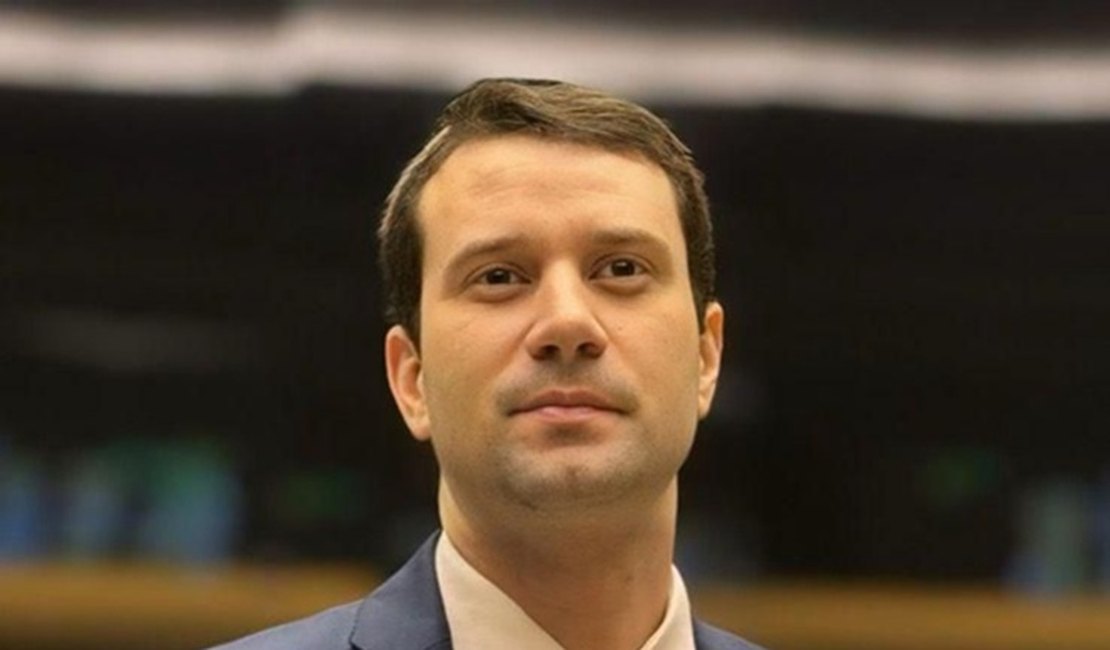 Discurso emocionante de Daniel Barbosa reforça papel da política na transformação social