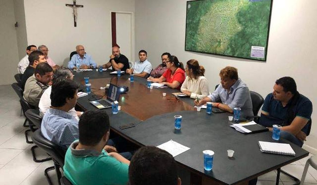 Show da virada vai ser realizado no Bosque das Arapiracas com 10 minutos de queima de fogos
