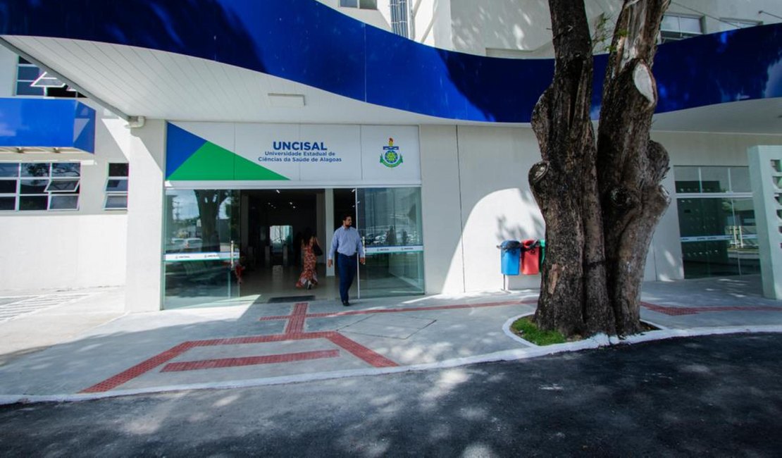 Uncisal divulga edital do Processo Seletivo para Transferência, Reopção e Equivalência