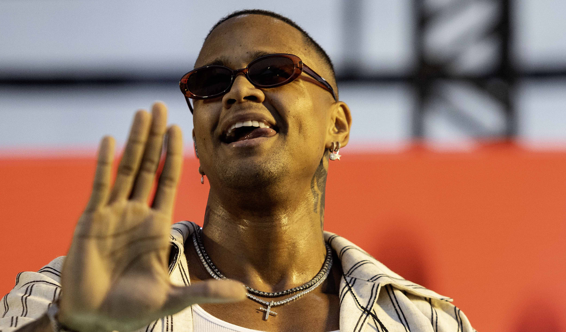 Léo Santana anuncia pausa na carreira em 2026; saiba o motivo