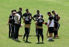 Vica faz mistério sobre o time que enfrentará o Santa Rita